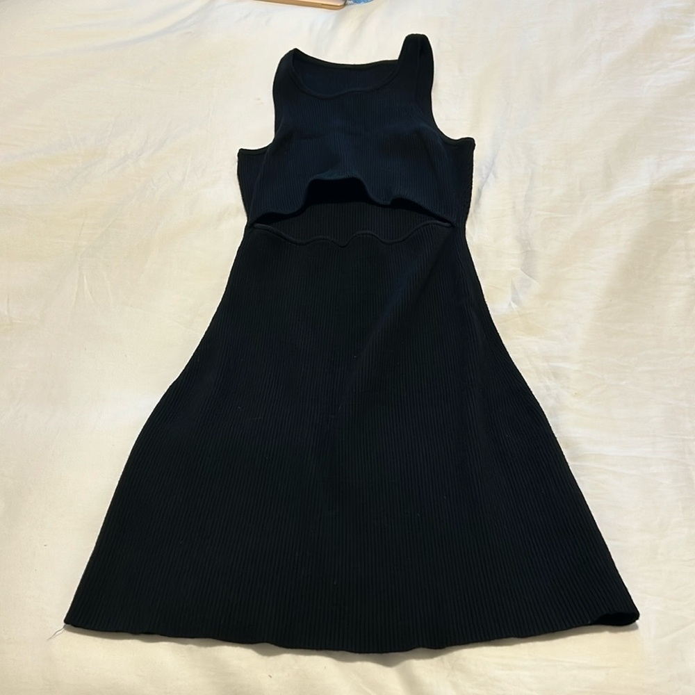Aritzia Keyhole Dress